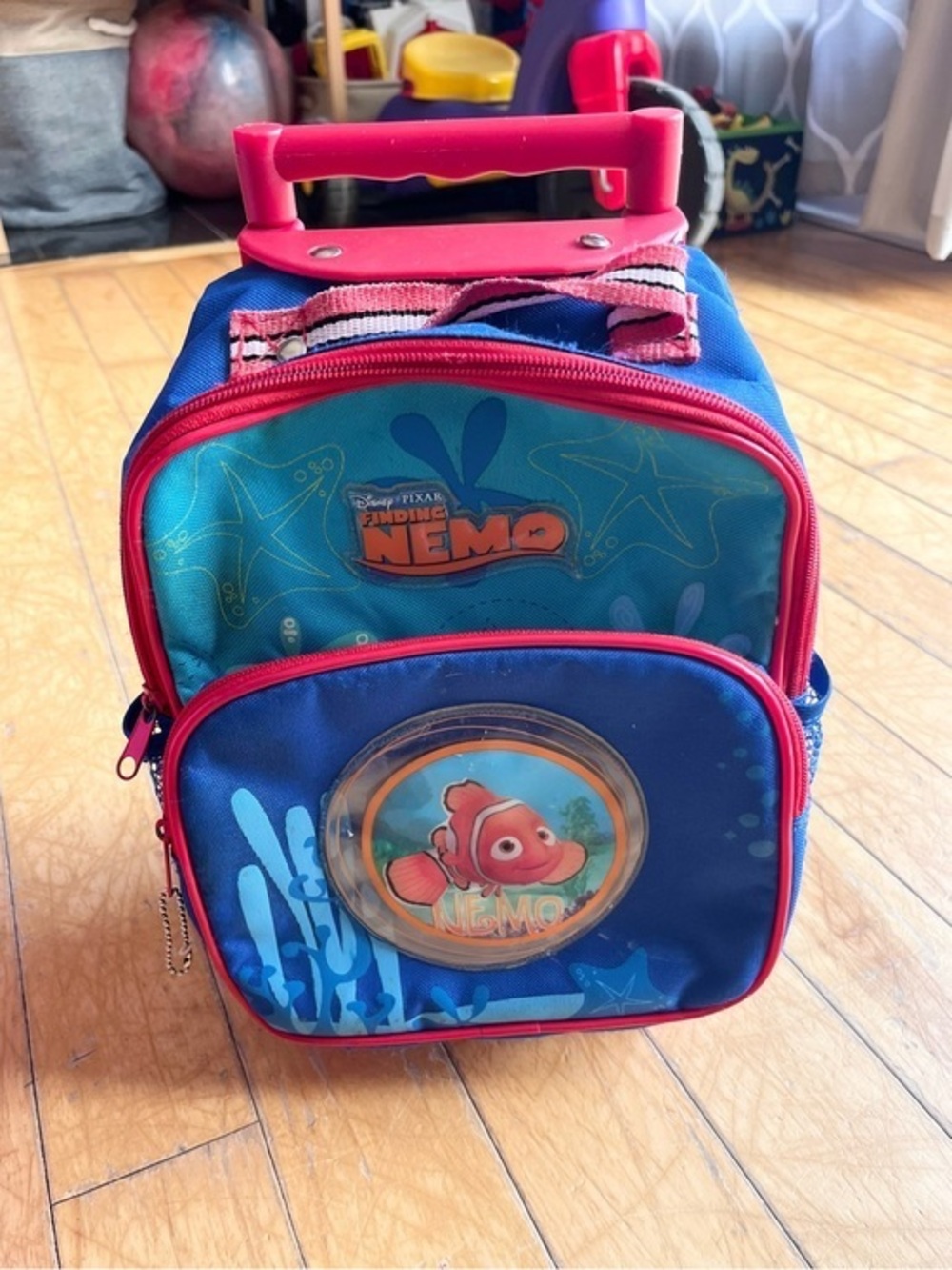 Disney Pixar Vintage Small FINDING NEMO Rolling Backpack